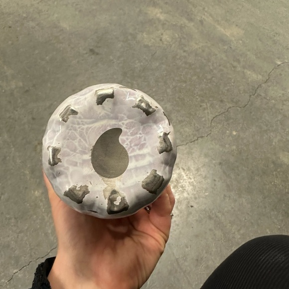 S’well Light Purple Snakeskin Large Water Bottle - Picture 3 of 3